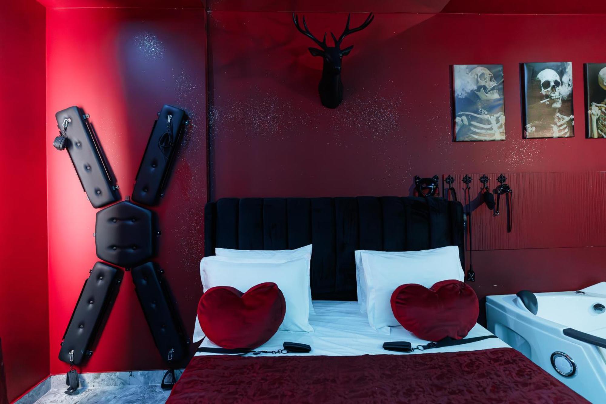 Romeo Nights - Love Rooms - Adults Only ブカレスト エクステリア 写真